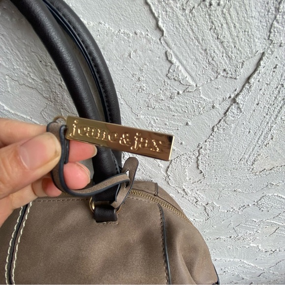 Jeane & Jax Handbag - Picture 3 of 10